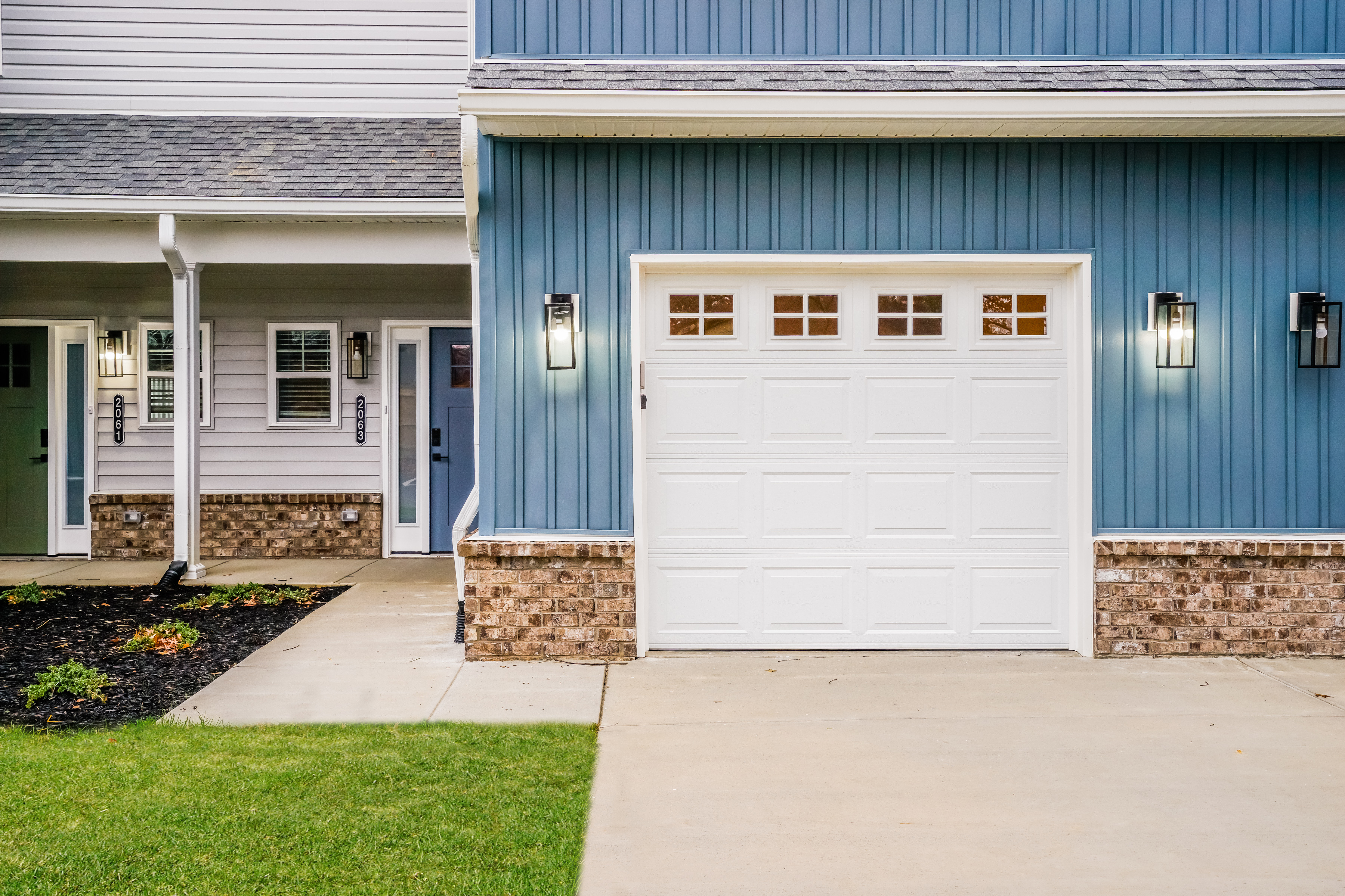 2063 Paddle Wheel Dr Jeffersonville, IN 47130